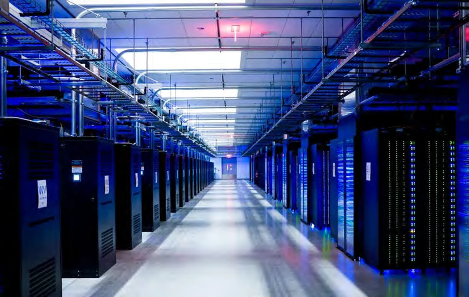 Prototype liquid power system technology pilot for data center infrastructure